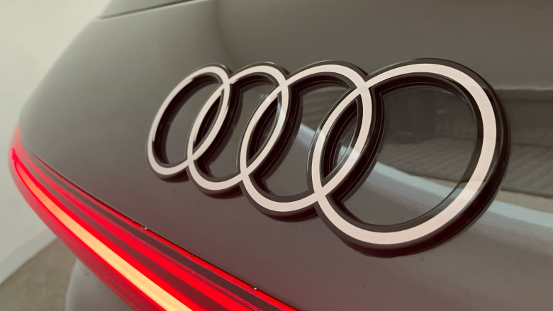 Audi Q5 2.0 TDI Quattro S Line 5dr S Tronic Diesel Estate